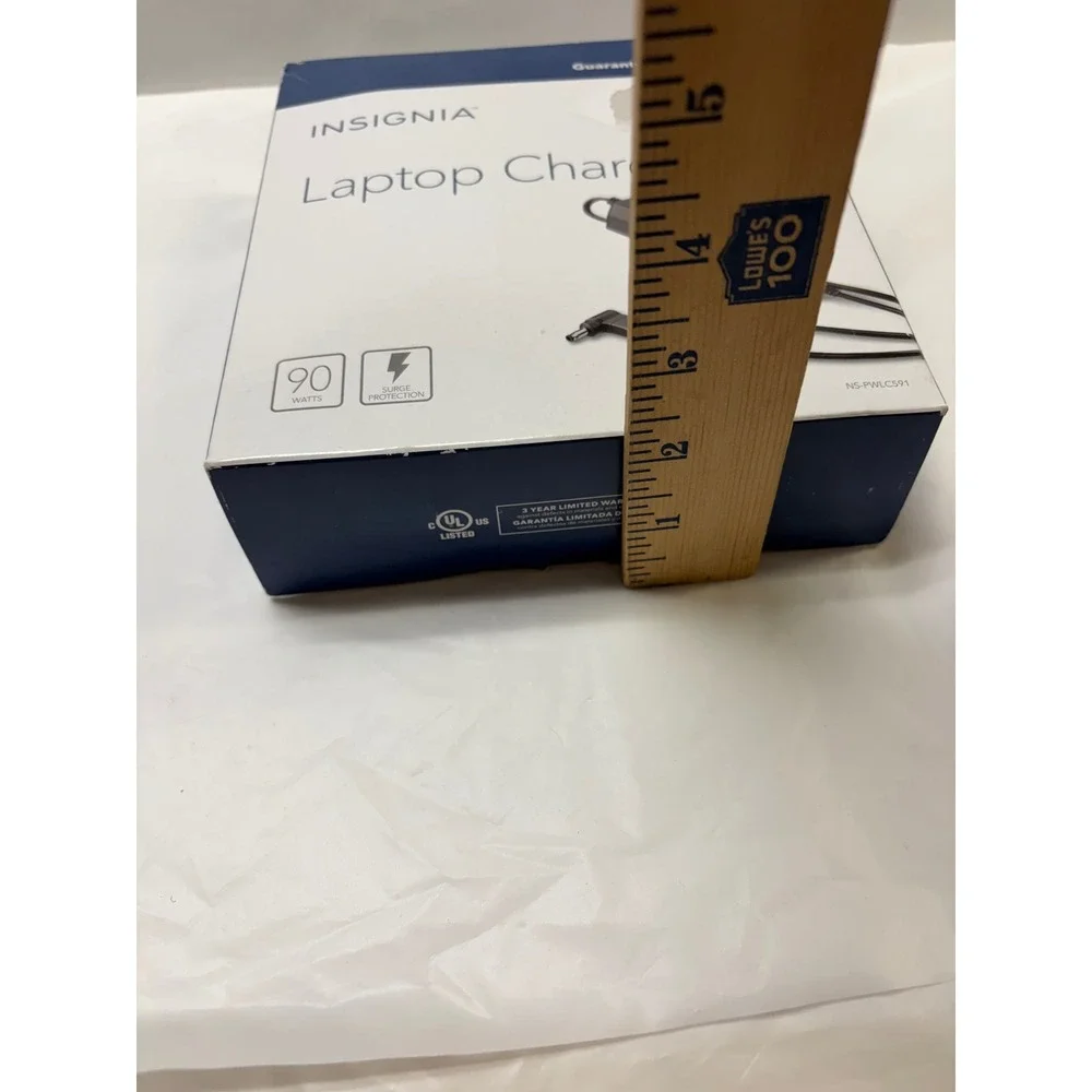 Insignia 90W Universal Laptop Charger AC Adapter NS-PWLC591 Black